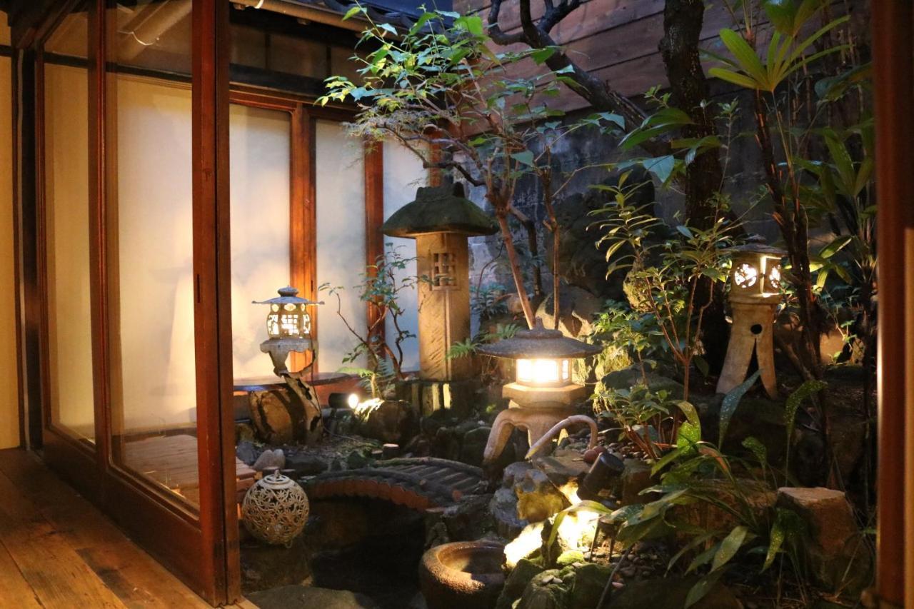 Hatago Ao Osaka Buitenkant foto